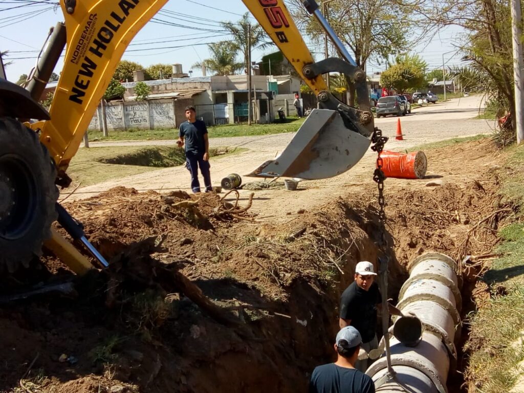 El Gobierno Municipal extiende los desagües pluviales en calle José Martí