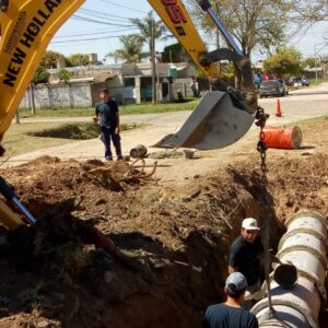 El Gobierno Municipal extiende los desagües pluviales en calle José Martí