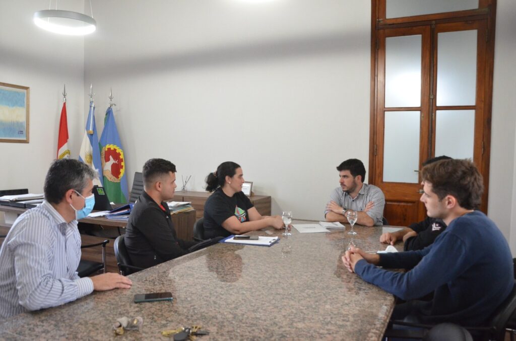 Compromiso del Intendente para erradicar la discriminación relacionada con el VIH- SIDA