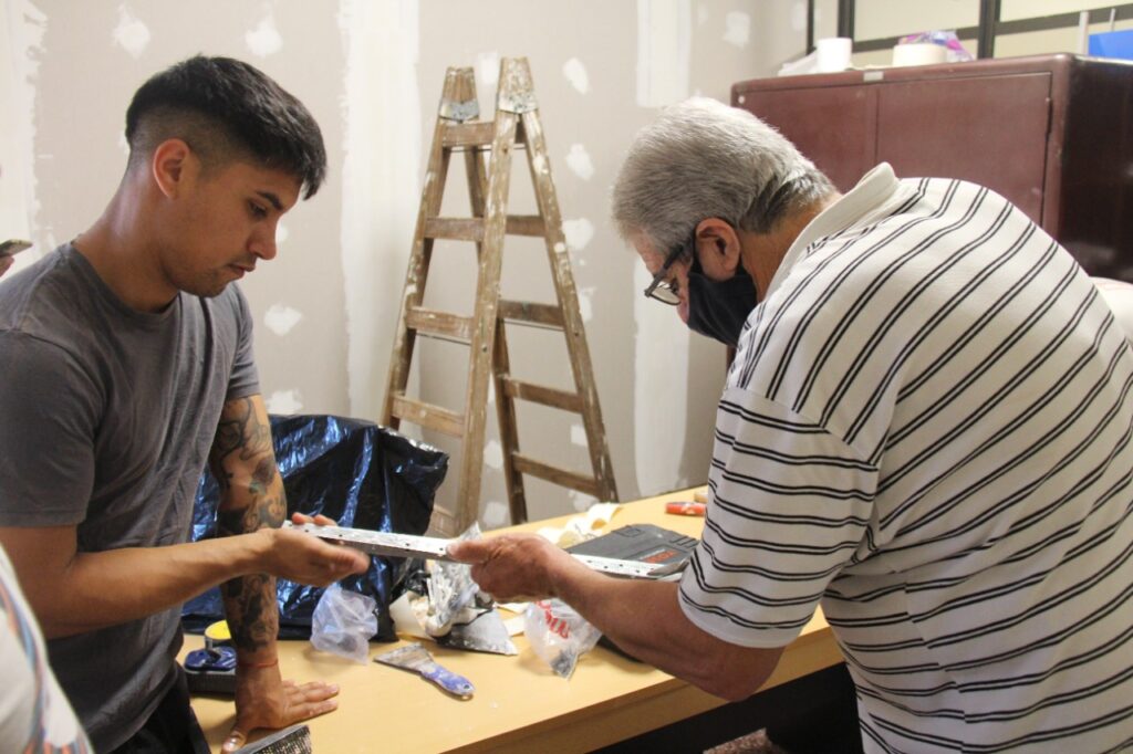 Últimas clases del curso de Auxiliar en Construcción en Seco