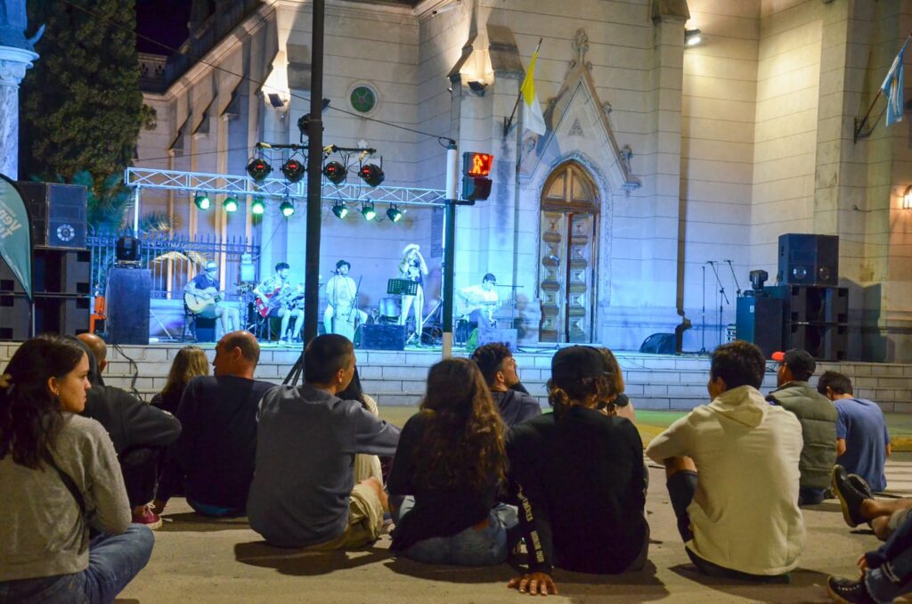 Fiestas Patronales: un domingo a pura música con la Escuela Municipal de Teatro y bandas locales
