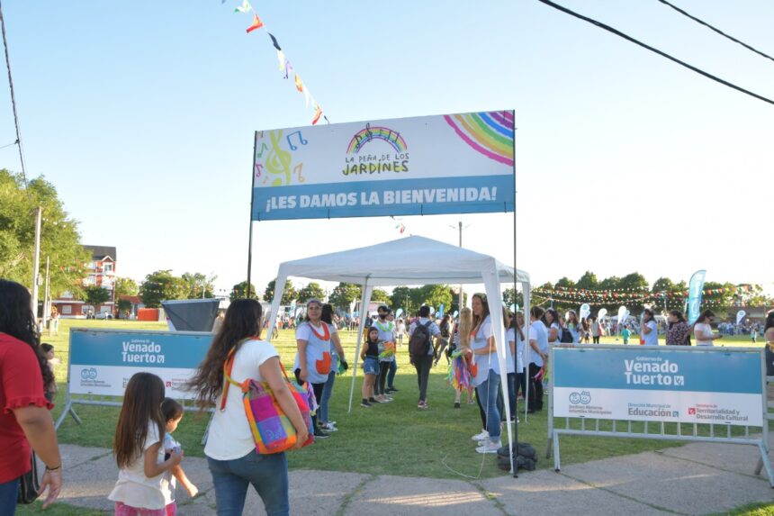 “La Peña de los Jardines” le puso color y alegría al Prado de María