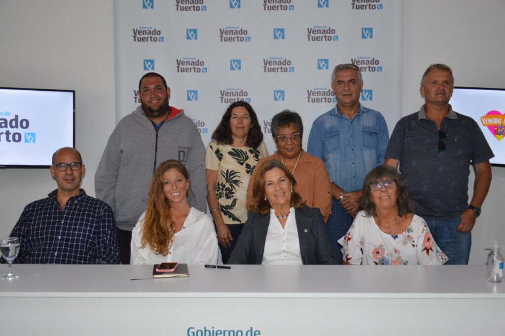 “Venado Ayuda” lanza la campaña de donación de útiles y uniformes escolares