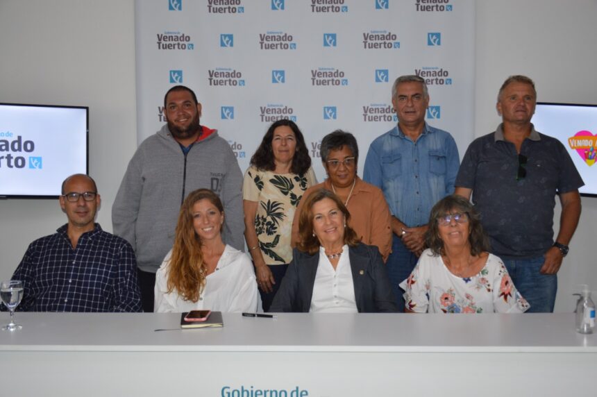 “Venado Ayuda” lanza la campaña de donación de útiles y uniformes escolares