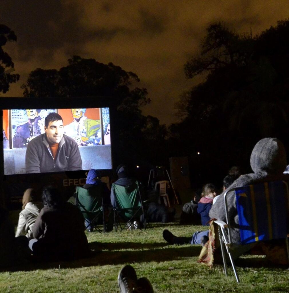 El Gobierno Municipal impulsa “Cine Bajo las Estrellas” en los barrios de la ciudad