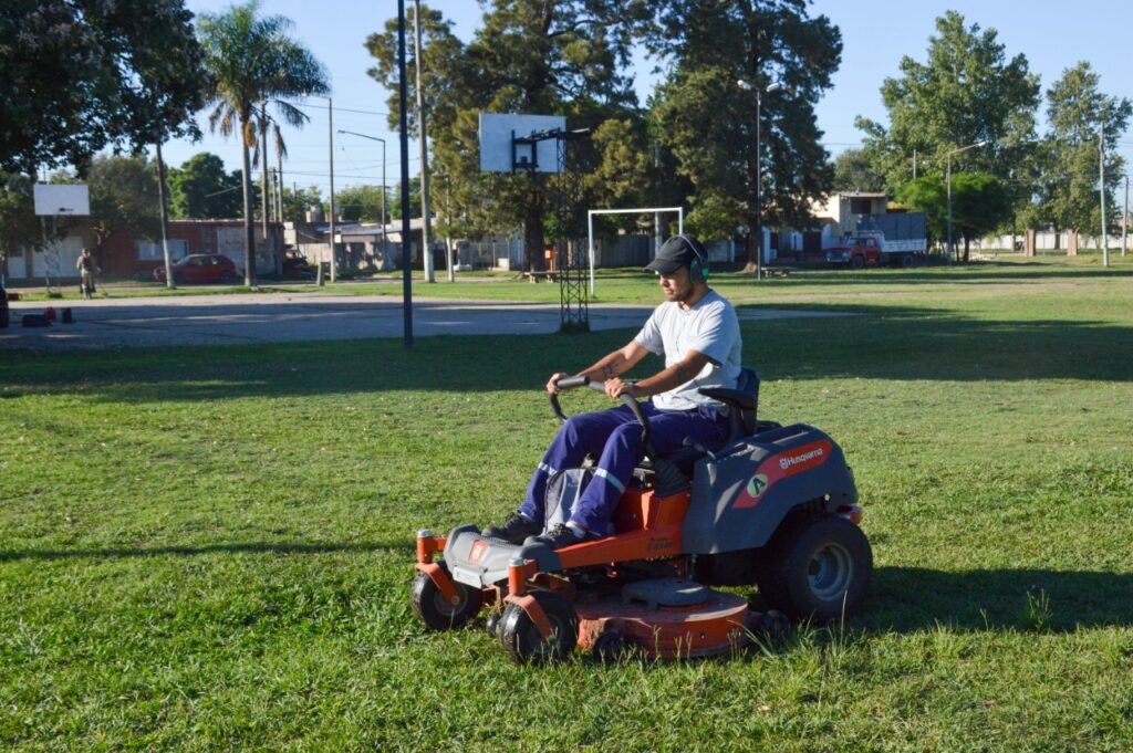 Un Gobierno Municipal que prioriza el cuidado de plazas