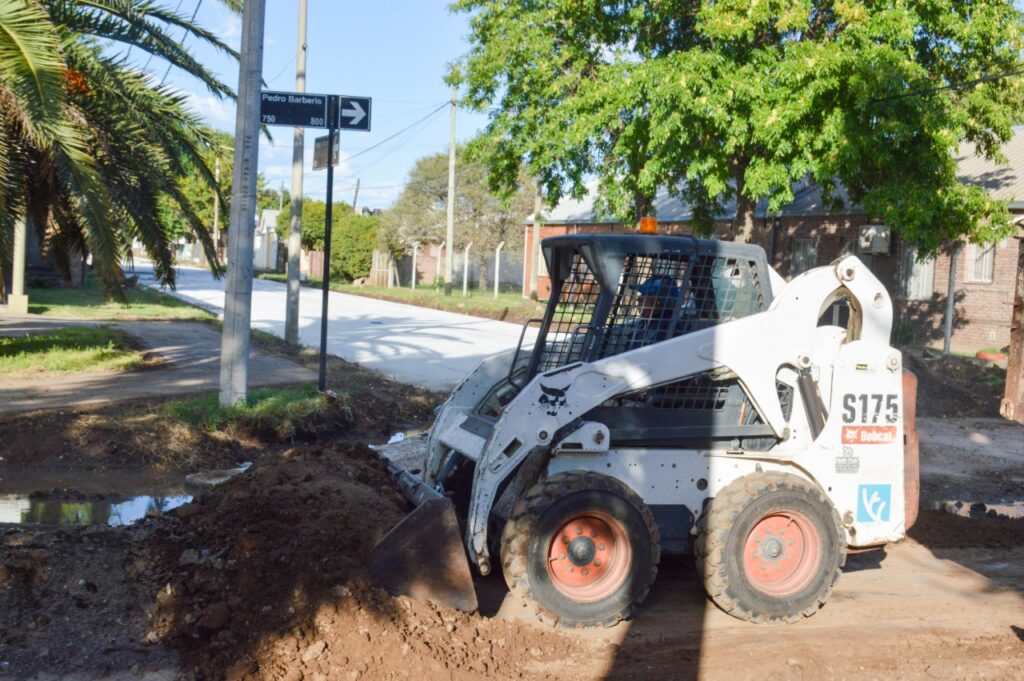 El Gobierno Municipal avanza con el pavimento en barrio Ciudad Nueva