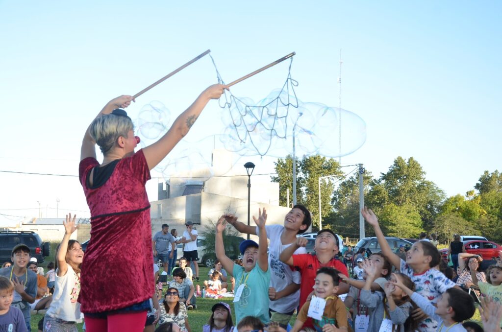 Exitoso retorno de “Nuestros Patios Susurran para Infancias”