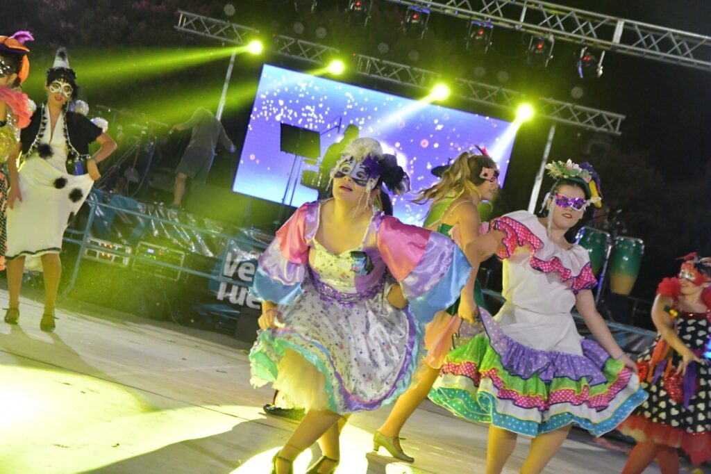 Venado celebró Carnavales con gran respuesta de público en el Parque Municipal