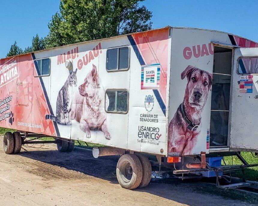 El Municipio y el senador Enrico avanzan con la atención de animales en barrios Malvinas Argentinas y Victoria