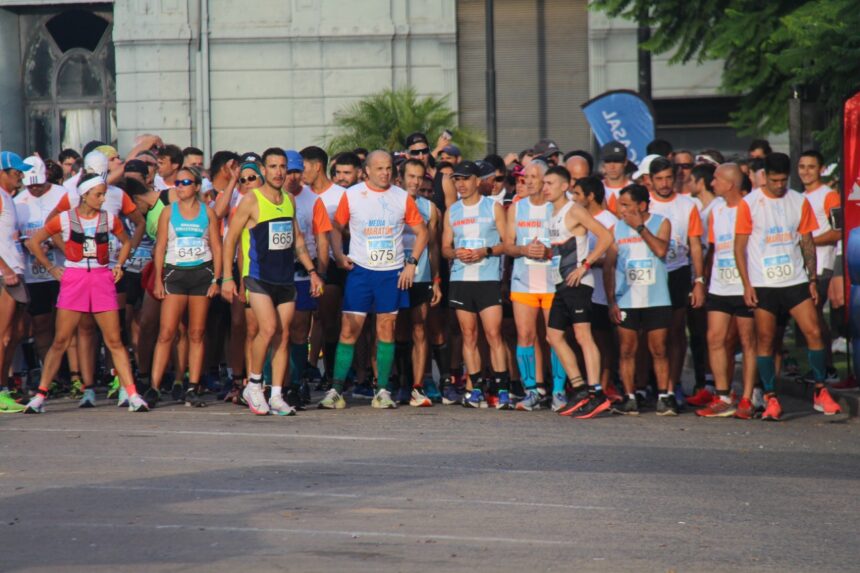 Un domingo diferente: exitosa Media Maratón Venado Tuerto