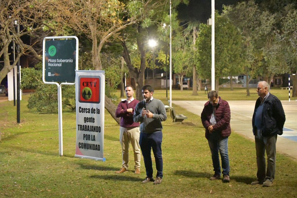 Más obras: la plaza Soberanía Nacional del barrio Villa Casey ya cuenta con su nuevo sistema de iluminación led
