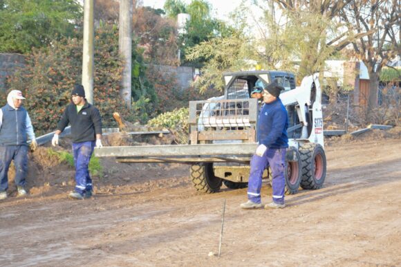 Siguen las obras en las calles: los equipos municipales preparan el suelo para nuevas pavimentaciones