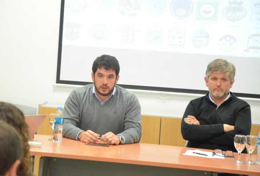 El Gobierno Municipal y el Colegio de Arquitectos implementaron la Digitalización de Planos y Documentos para la Construcción