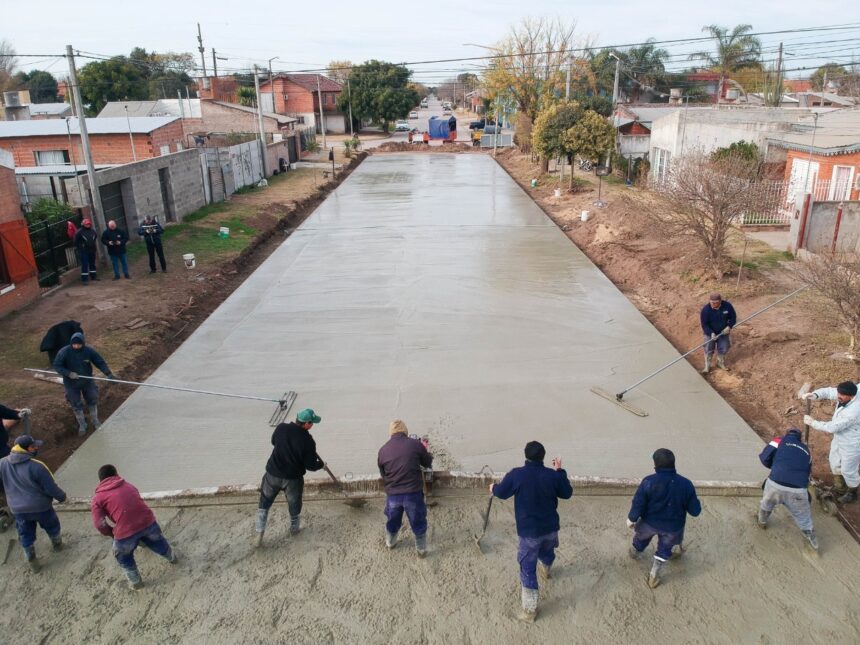 El Gobierno Municipal suma una nueva cuadra de pavimento a su plan de obras
