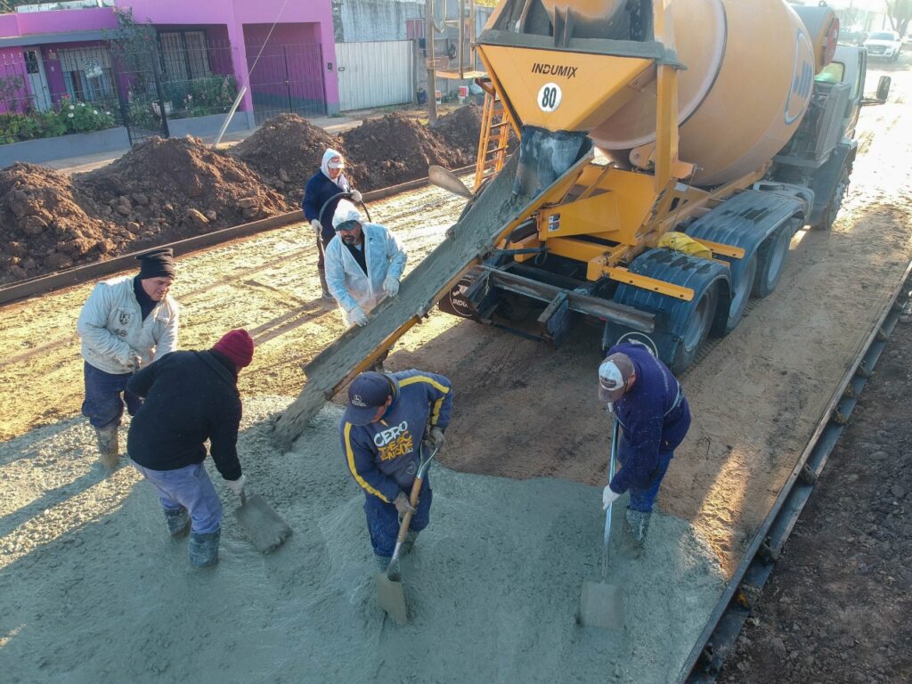 El arreglo de calles y desagües; otro eje de trabajo que el municipio fue incrementando con el paso de los meses