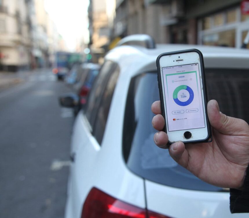 El Gobierno municipal lanzó la licitación para la contratación de la app del estacionamiento medido