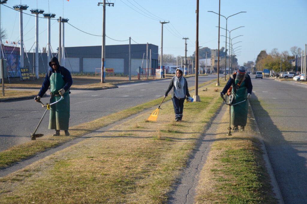 Fuerte trabajo municipal en los espacios públicos