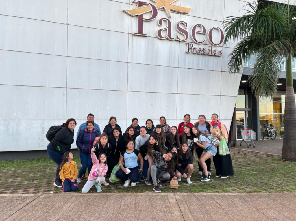 Sub 14 de hockey municipal compitió en el Regional de Clubes de Misiones