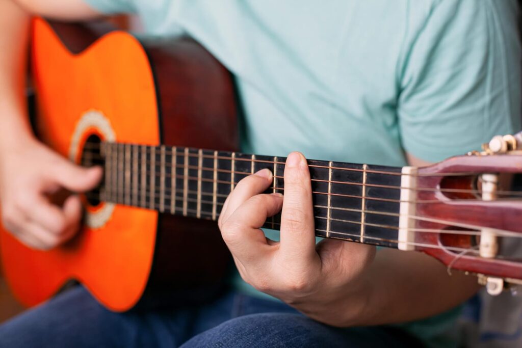 Oportunidades en la ciudad: con 120 alumnos se inició el Taller Municipal de Guitarra