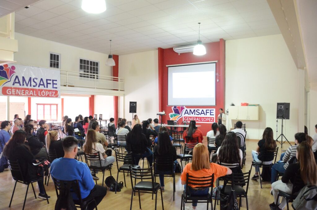 La importancia de capacitar vecinos: comenzó la segunda edición del curso municipal de operarios de planta de semillas
