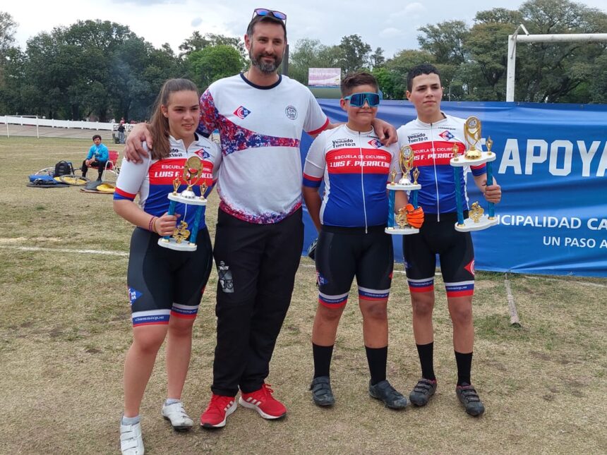 Logro de los ciclistas venadenses del programa “Juventudes Deportivas”