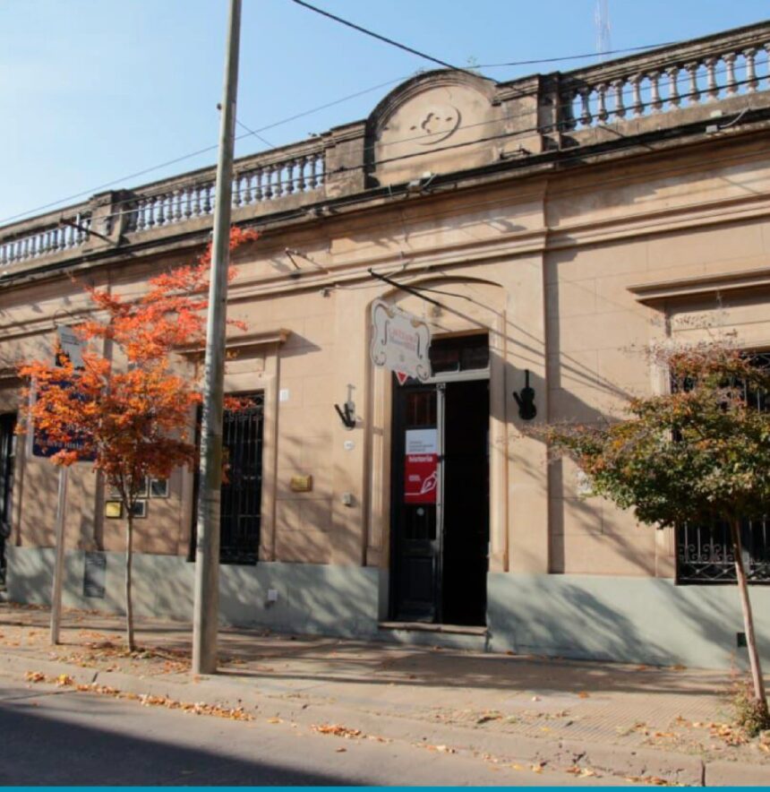 En el Museo Cayetano Silva: cuento cantado recuerda el primer asentamiento español en el Río de la Plata