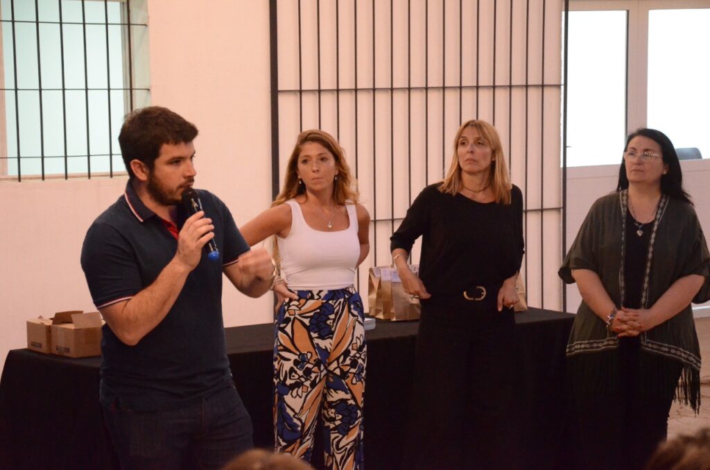 Entrega de diplomas a participantes de “Concejales por un Día”