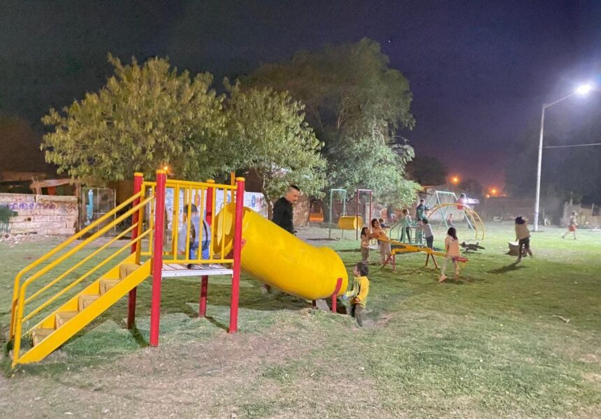 Nueva iluminación Led y renovación para la placita De los Sueños en barrio Esfuerzo Propio