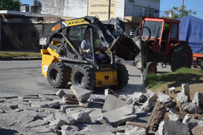 Las cuadrillas municipales retoman las tareas de arreglo de calles tras el feriado navideño