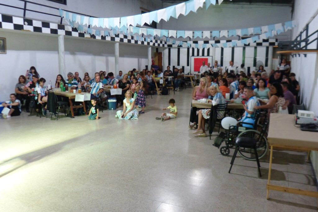 Inclusión: participantes del Programa Adaptado Municipal de Actividades Deportivas cerraron el 2022 con una peña familiar