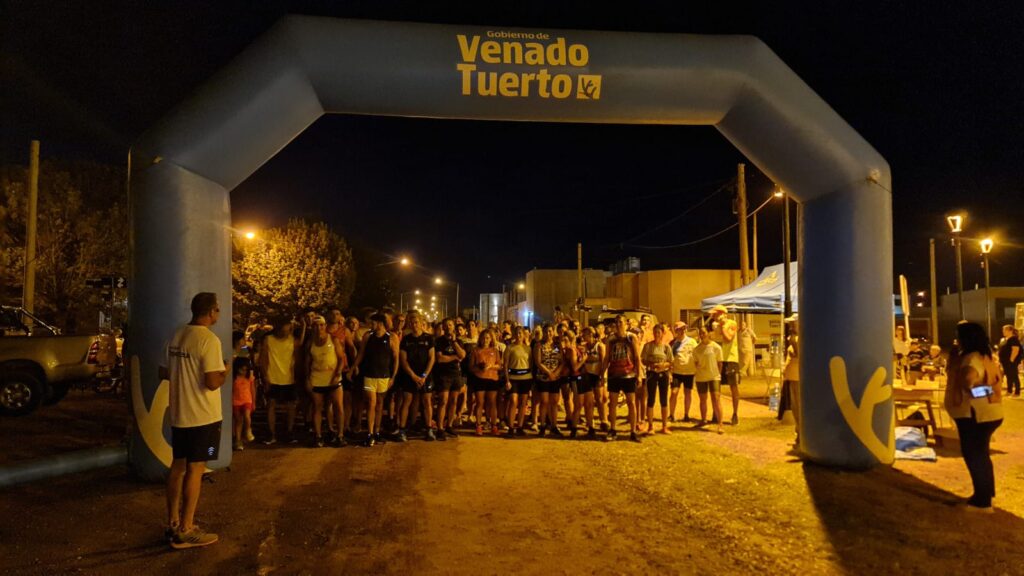 Más de 100 participantes en la primera Correcaminata nocturna del año