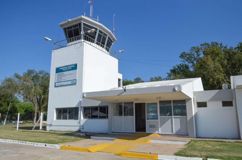 Avanzan los trabajos de renovación de instrumental en la estación meteorológica del Aeródromo Municipal