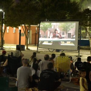 Primera jornada de “Cine bajo las estrellas” 2023 en el Parque Municipal