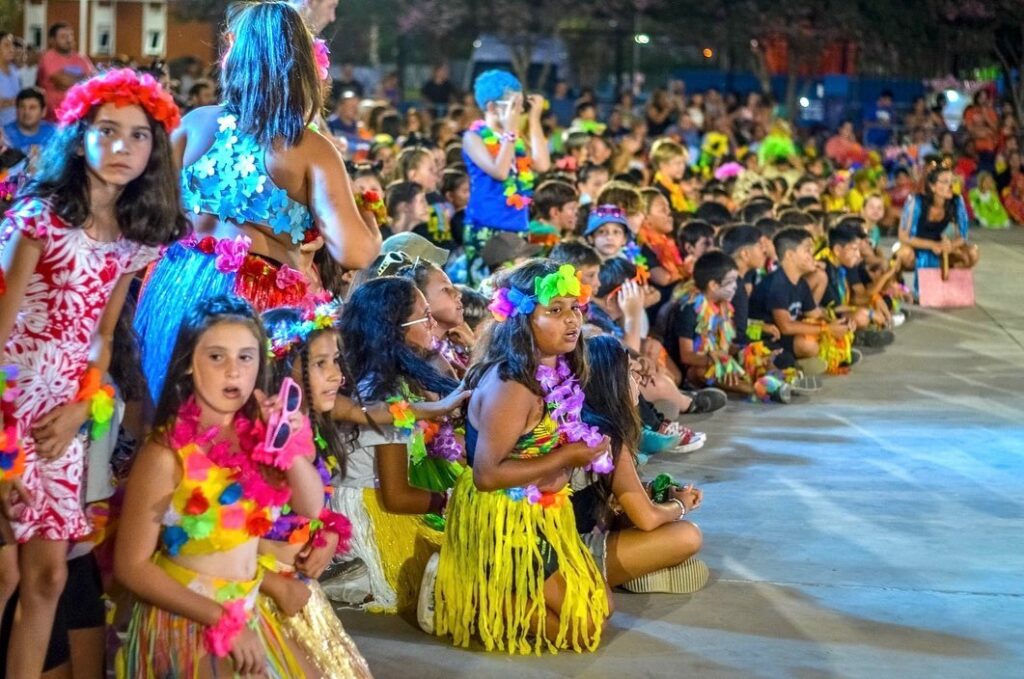 Colorido cierre de las colonias municipales de vacaciones 2023