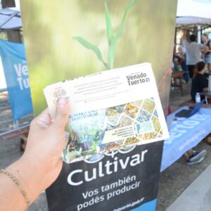 El Programa Cultivar entregó más de 800 kits de semillas de temporada en la última edición del “Venite al Parque”