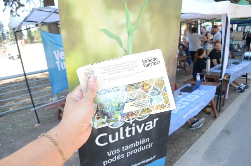 El Programa Cultivar entregó más de 800 kits de semillas de temporada en la última edición del “Venite al Parque”