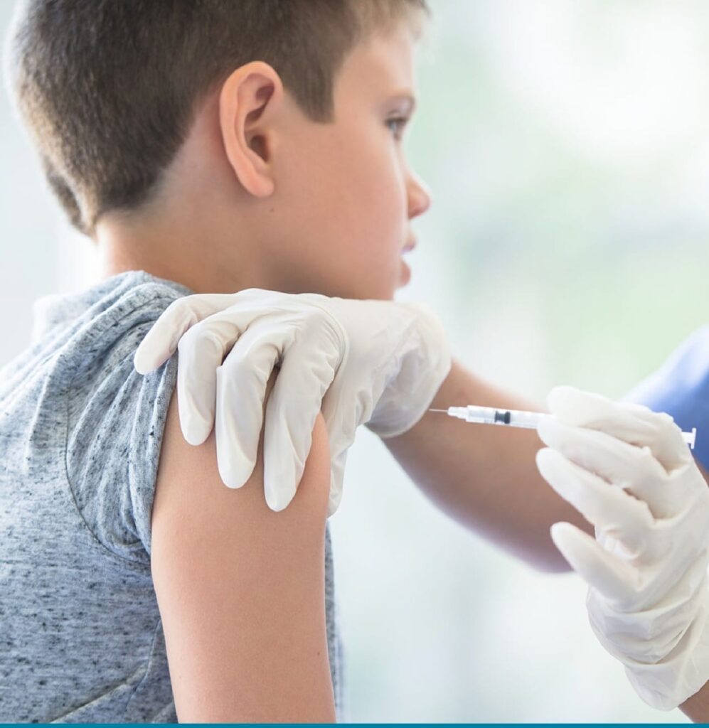 Dosis disponibles de antigripales priorizan personal de salud, embarazadas y niños de 6 meses a 2 años