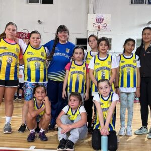 Encuentro de minibásquet en el Club Atenas con importante concurrencia