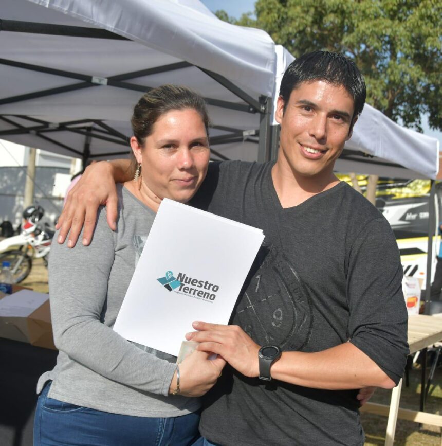 6333 vecinos se inscribieron al tercer sorteo de terrenos municipales que organiza el Gobierno de Venado Tuerto 6333 vecinos se inscribieron al tercer sorteo de terrenos municipales que organiza el Gobierno de Venado Tuerto