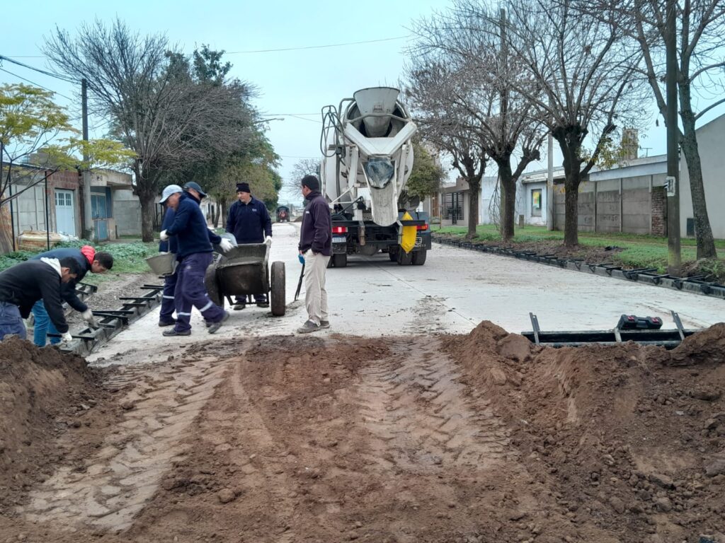 El Gobierno municipal prepara calzadas para nuevas pavimentaciones