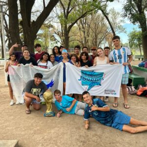 Proyecto “Vida en Naturaleza”: encuentro de jóvenes en el Parque de la Niñez