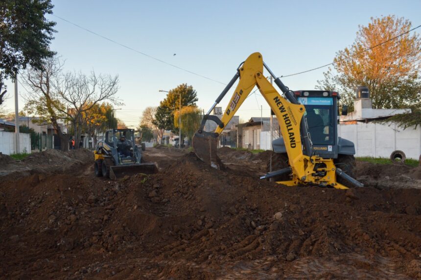 Se mantiene el ritmo de trabajo en el mantenimiento de calles de pavimento y calzada natural