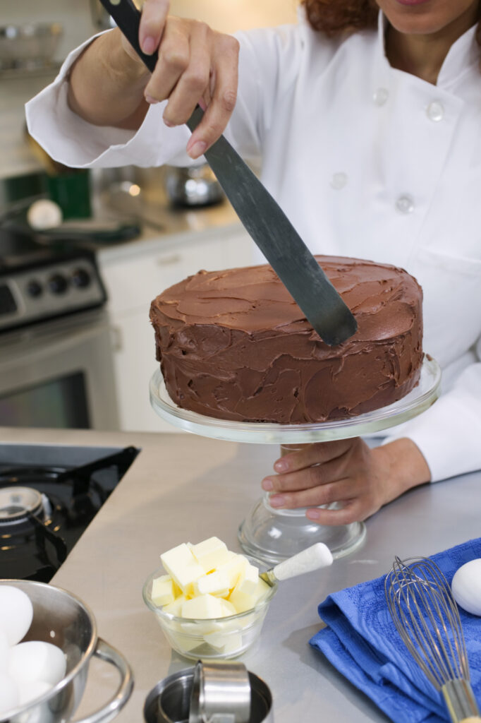 Capacitación en Decoración de Tortas, otra propuesta del programa “Impulso Emprendedor”