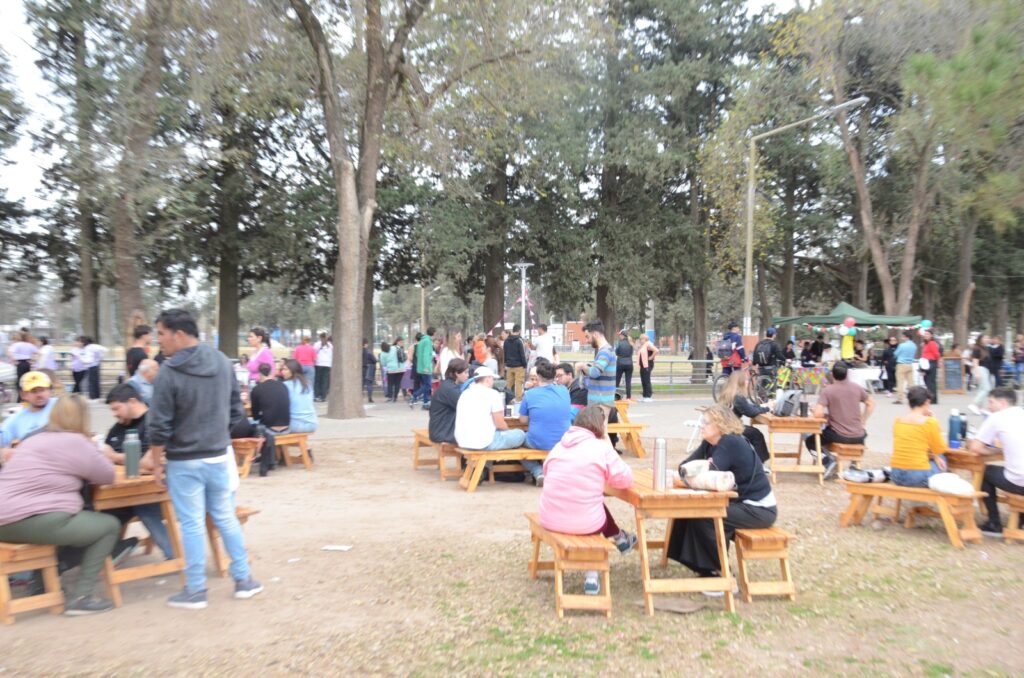 “Se Picó la 23” volvió a copar el Parque Municipal General Belgrano con su propuesta juvenil