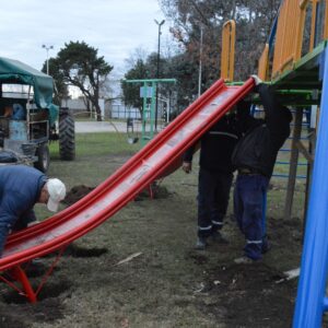 Instalan mangrullo multijuegos en plaza Soberanía Nacional