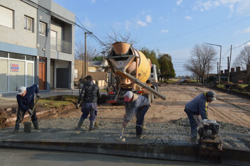 El Gobierno Municipal sigue sumando obras de pavimento para la ciudad