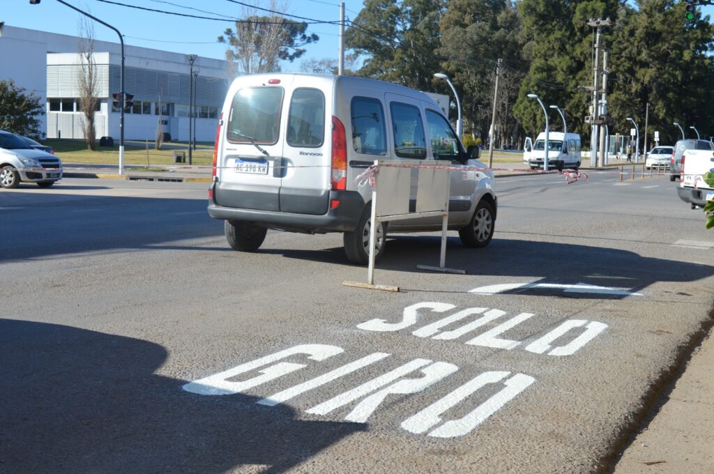 Las dársenas de giro a la derecha agilizarán el tránsito por Avenida Santa Fe