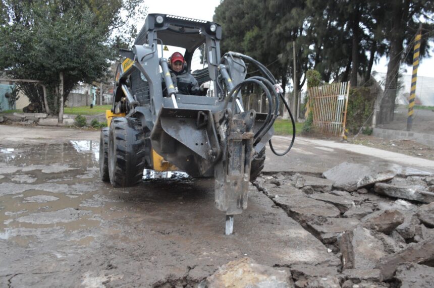 Avanza la apertura de tramo de calle Paz, obra vital para la conectividad en barrio Rivadavia