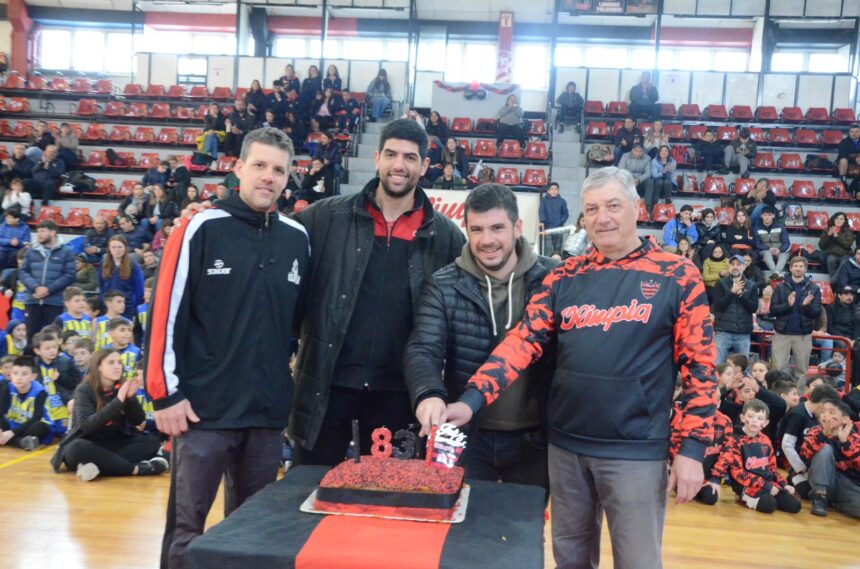 Chiarella y Meardi se sumaron al festejo por los 83 años del Club Olimpia